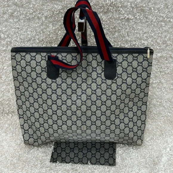 Gucci GG Plus Gray Monogram Tote Bag - Picture 4 of 16